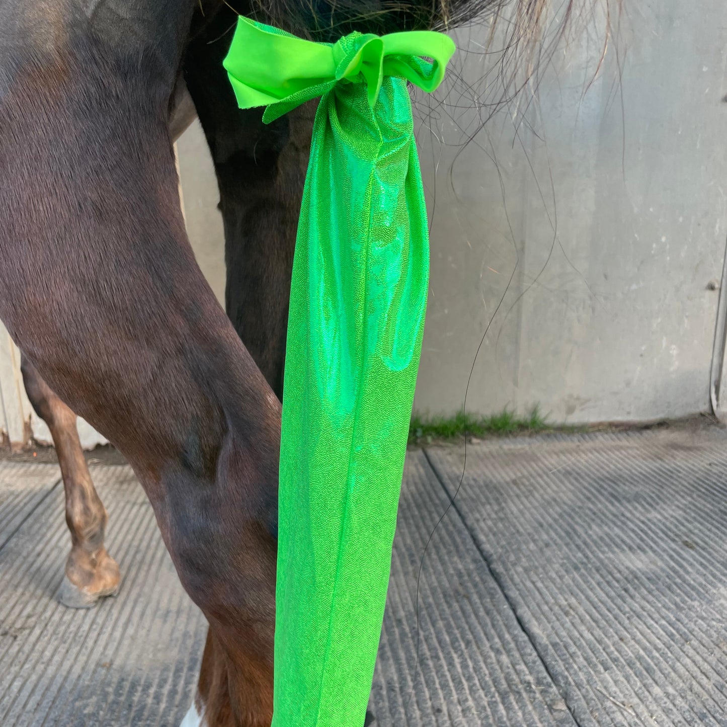 Metallic Lime Green Tailbag from www.slichhorseware.com