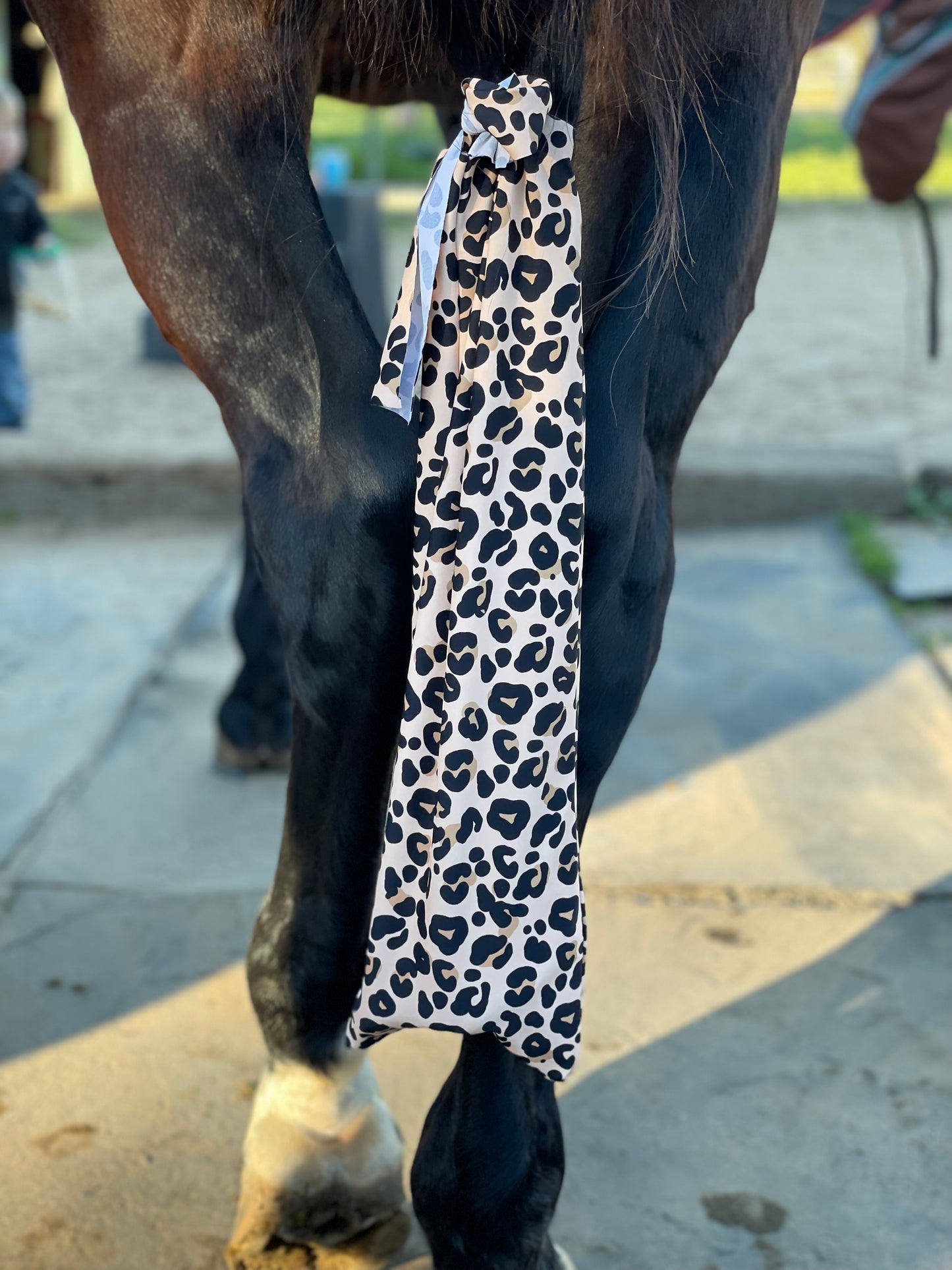 Leopard Tailbag