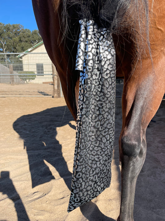 Silver Leopard Tailbag