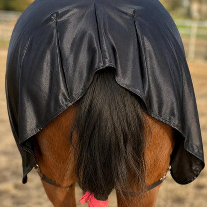 metallic black faceless full body sleazy horse back view showing fitment at the rear of the horse
