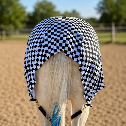 Print checkered black and white full body sleazy horse back view showing fitment on the horse