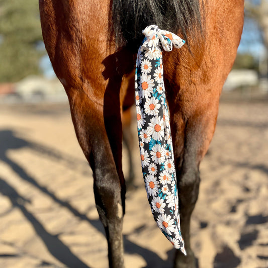 Retro Daisy Tailbag from www.slickhorseware.com